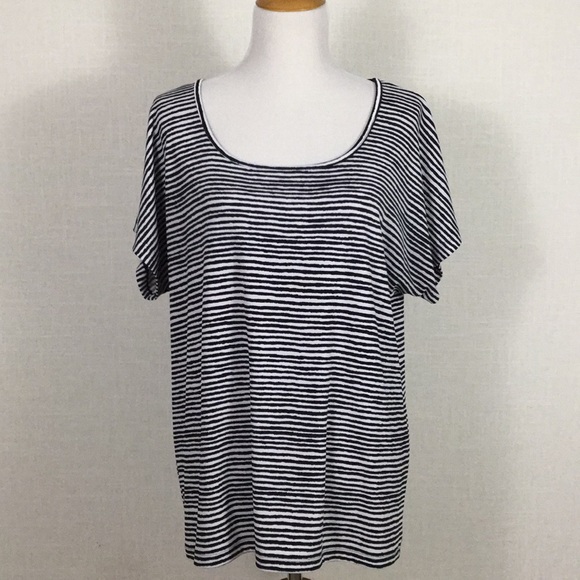 Chico's Tops - Chico’s b&w striped top - awesome basic